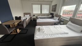 J&R Gästezimmer Kassel bis zu 18 Personen Bild 6 J&R Gästezimmer Kassel bis zu 18 Personen Bild 6