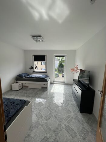 Wohnung komplett zur Selbstnutzung nahe B17 Bild 1 Wohnung komplett zur Selbstnutzung nahe B17 Bild 1