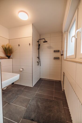 Habitania Homes | 2 SZ - 4 Betten + Wohnzimmer in Bestlage Bild 2 Habitania Homes | 2 SZ - 4 Betten + Wohnzimmer in Bestlage Bild 2