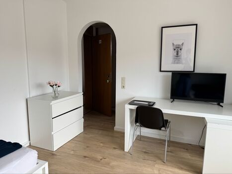 Doppelzimmer mit Bad/WC und Balkon Doppelzimmer mit Bad/WC und Balkon