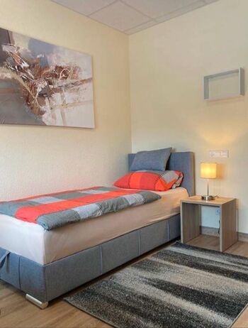 Modernes Hotel in Laatzen – Perfekt für Geschäfts- und F Bild 2