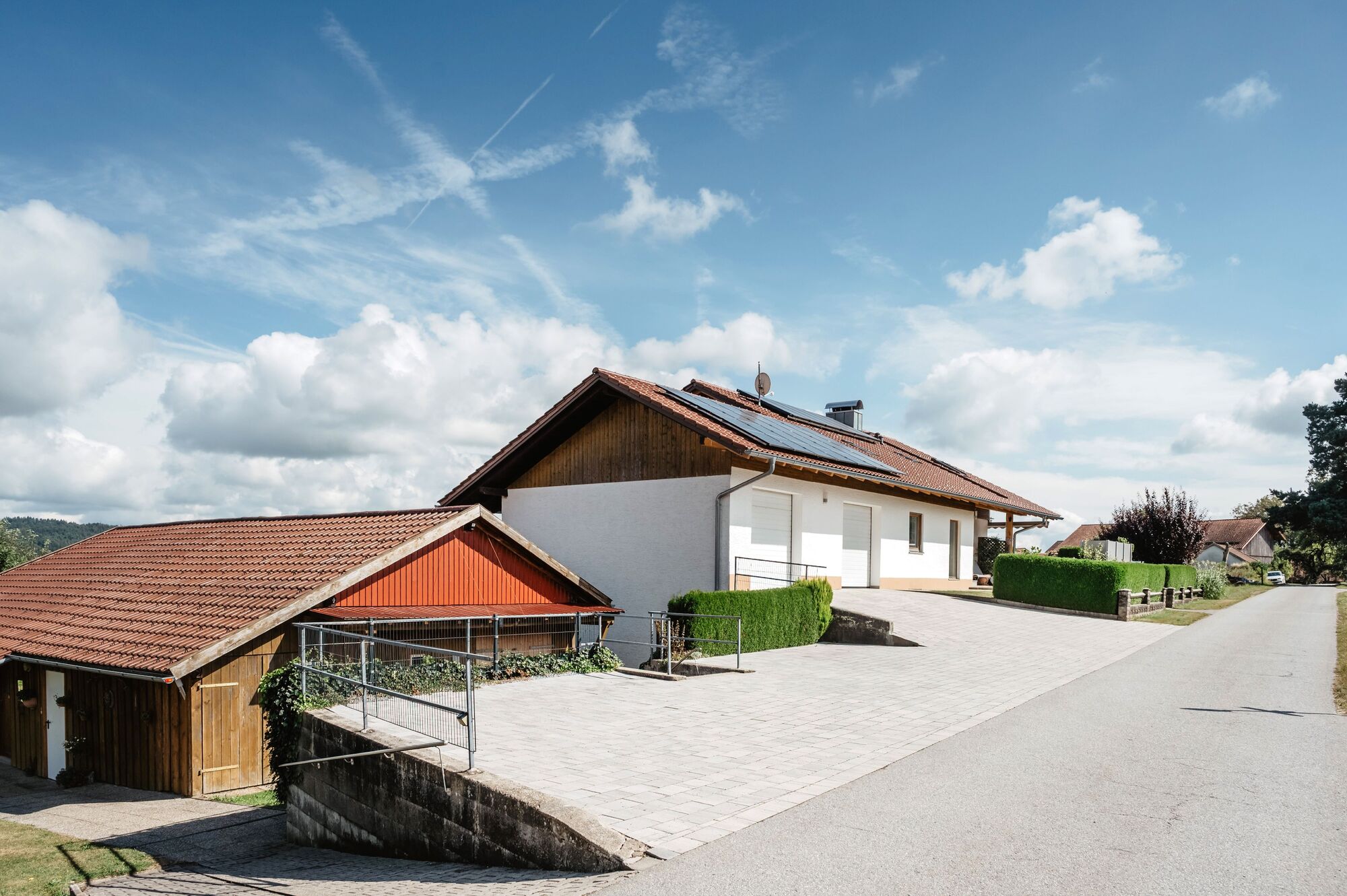 Es stehen genügend Parkplätze zur Verfügung1