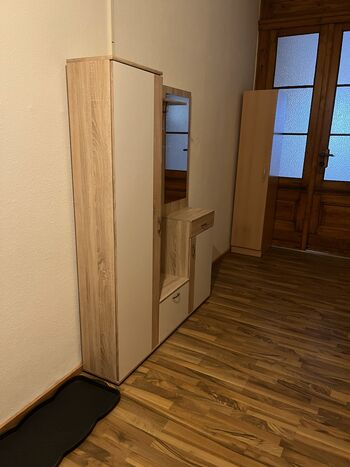 Korridor mit Flurgarderobe