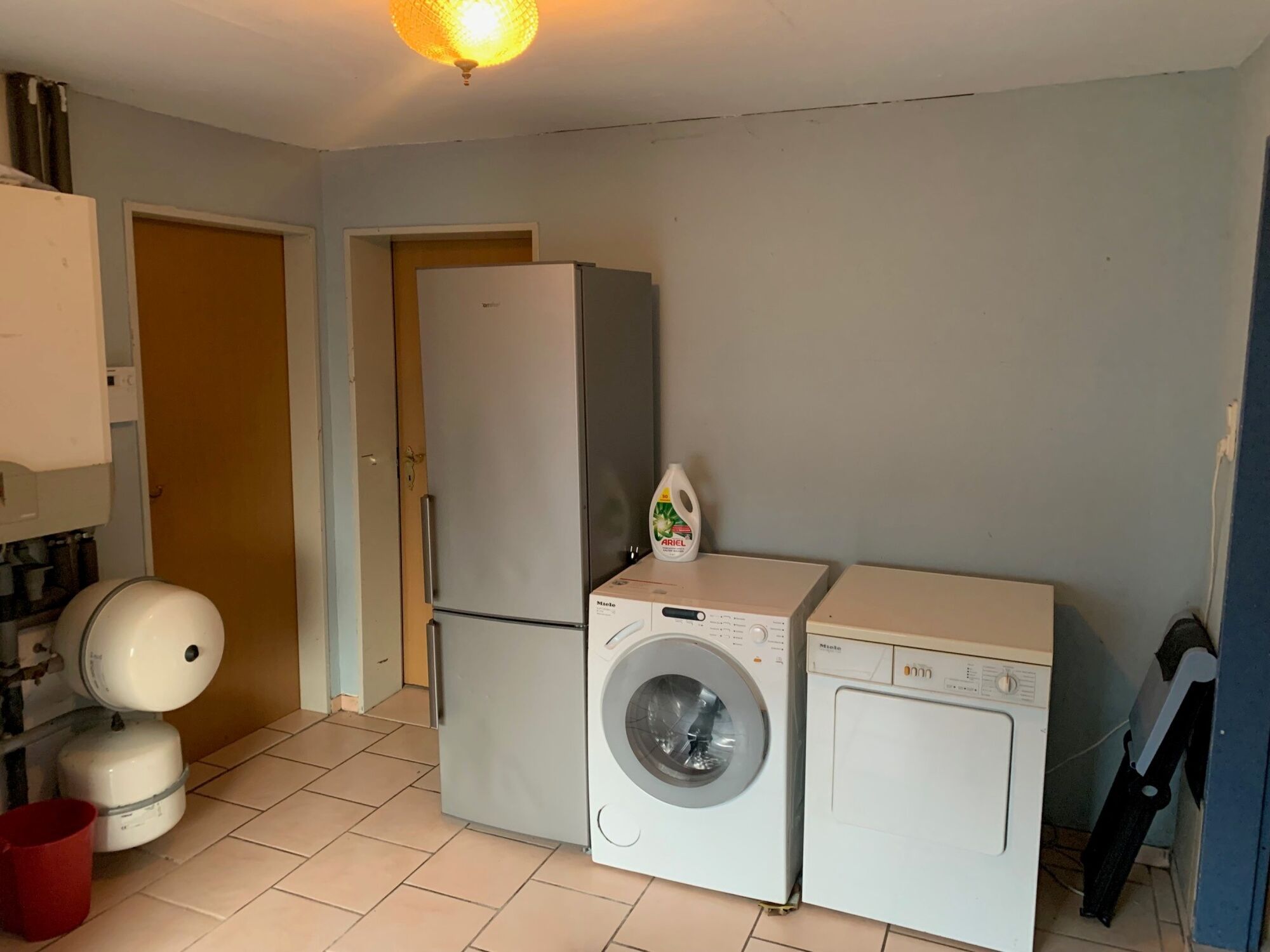 Kühlschrank Gefrierschrank Waschmaschine Trockner Spüle 