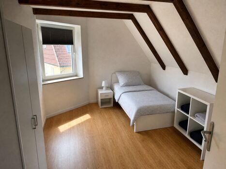 FL12 / TOMASZ-LIVING in PADBORG - Grenznah | Billig Bild 1