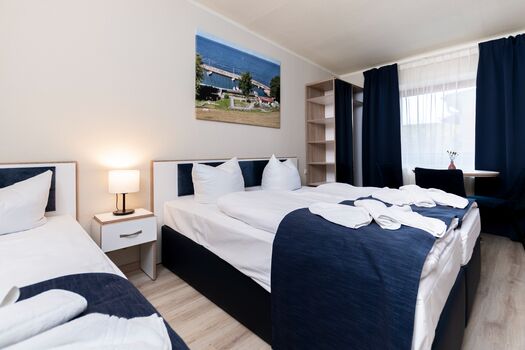 Studio L -3 Personen-