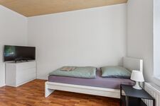 8 Apartments | Einzelzimmer | 1-11 Personen | komplett ausgestattet Bild 4