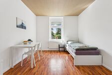 8 Apartments | Einzelzimmer | 1-11 Personen | komplett ausgestattet Bild 6