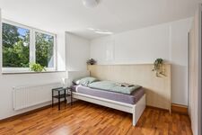 8 Apartments | Einzelzimmer | 1-11 Personen | komplett ausgestattet Bild 2