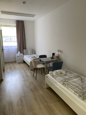 Zweibettzimmer 