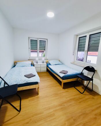 2 Bett Zimmer