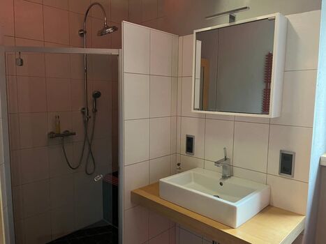 Schöne Wohnung mit Garten Foto 5