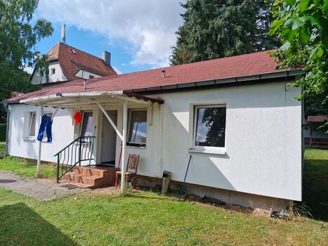 2x Bungalow 4 Zimmer, WC/Dusche, Küche in Ohrdruf-Crawinkel Bild 5