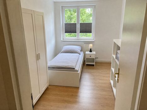 FL1 / TOMASZ-LIVING in FLENSBURG - WLAN + Parken Bild 2