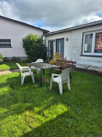 Sitzplatz im Garten bei Wohnung 2