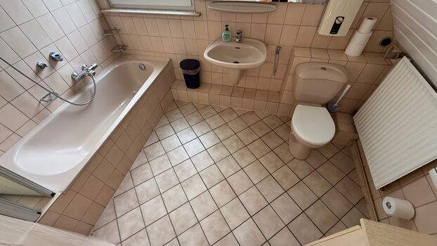 Badezimmer 2