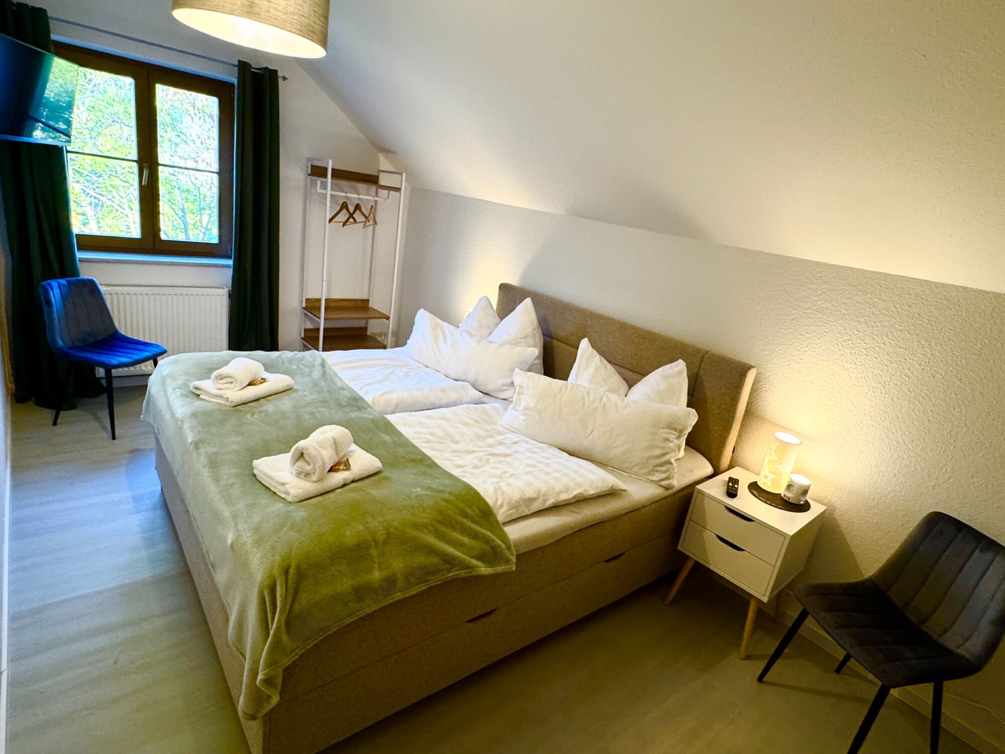 Schlafzimmer 2