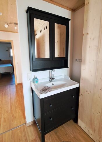 Ferienhaus Waschtisch Gäste-WC