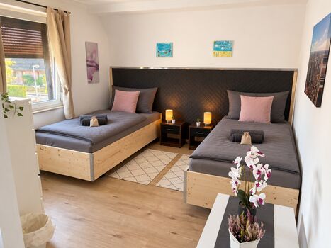 Schlafzimmer 2