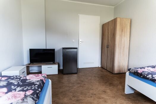 Langzeit-Unterkünfte Für Personal: Betten Frei In Bebra!