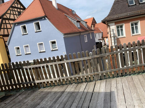 Große Terrasse in Wohnung 2