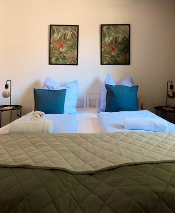 Follow your Dreams Apartments- 3 Schlafzimmer- bis zu 5 Personen Bild 1