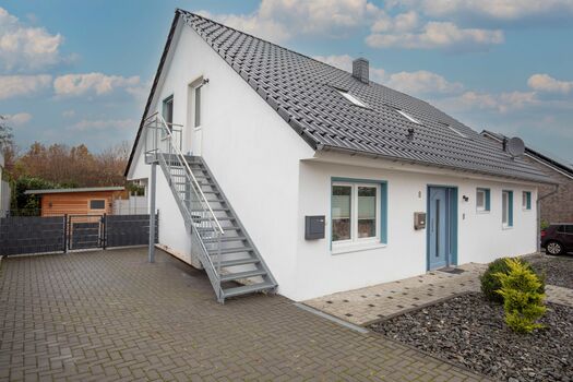Aussenansicht, Parkplatz