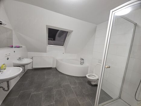 Moderne Wohnung Bild 1