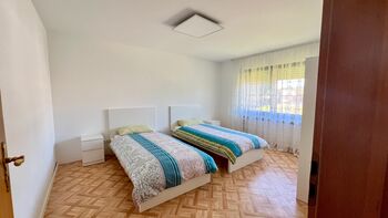 Unterkunft bei Regensburg mit WLAN und Parkplatz Bild 2
