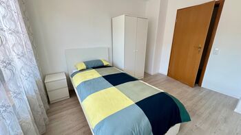 Unterkunft bei Regensburg mit WLAN und Parkplatz Bild 1