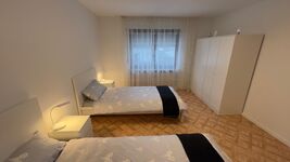 Ruhige Firmenunterkunft bei Regensburg Bild 1