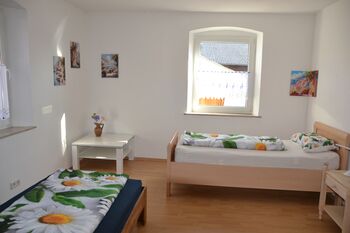 H2 Zweibett-Zimmer 3