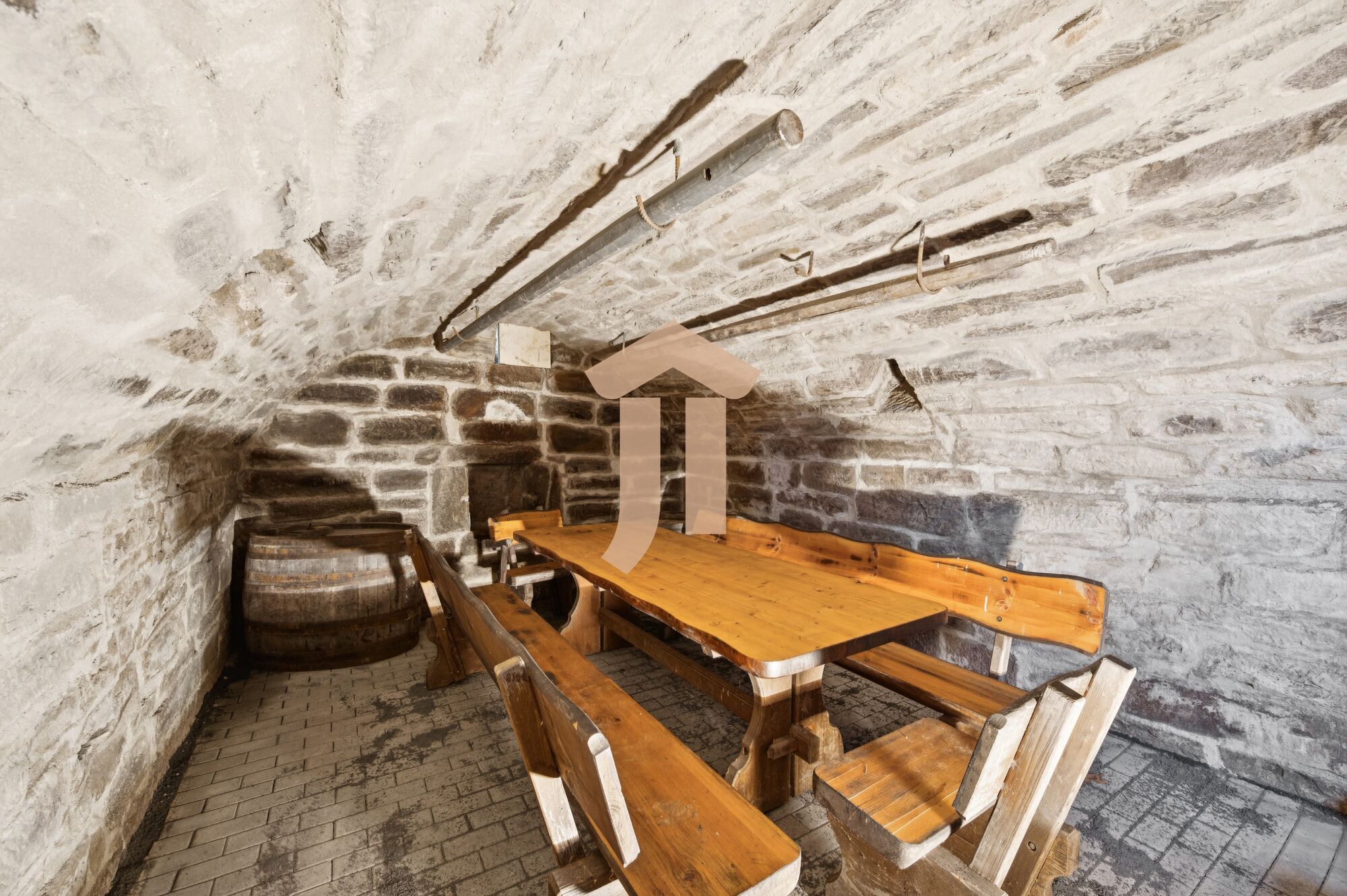 Geräumiger Gewölbekeller