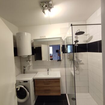 Bad mit Waschmaschine