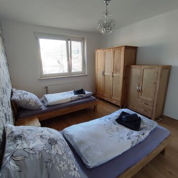 2. Schlafzimmer