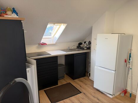 Küche 2 Kühlschränke, Microwelle, Backofen, cerankochfeld, Kaffemaschne