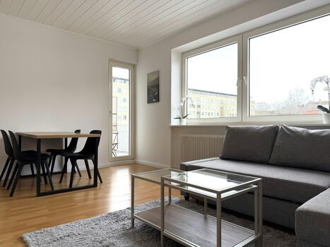Komfortable 3-Zimmer-Wohnung im Zentrum von Kiel – 75 m², id Bild 2