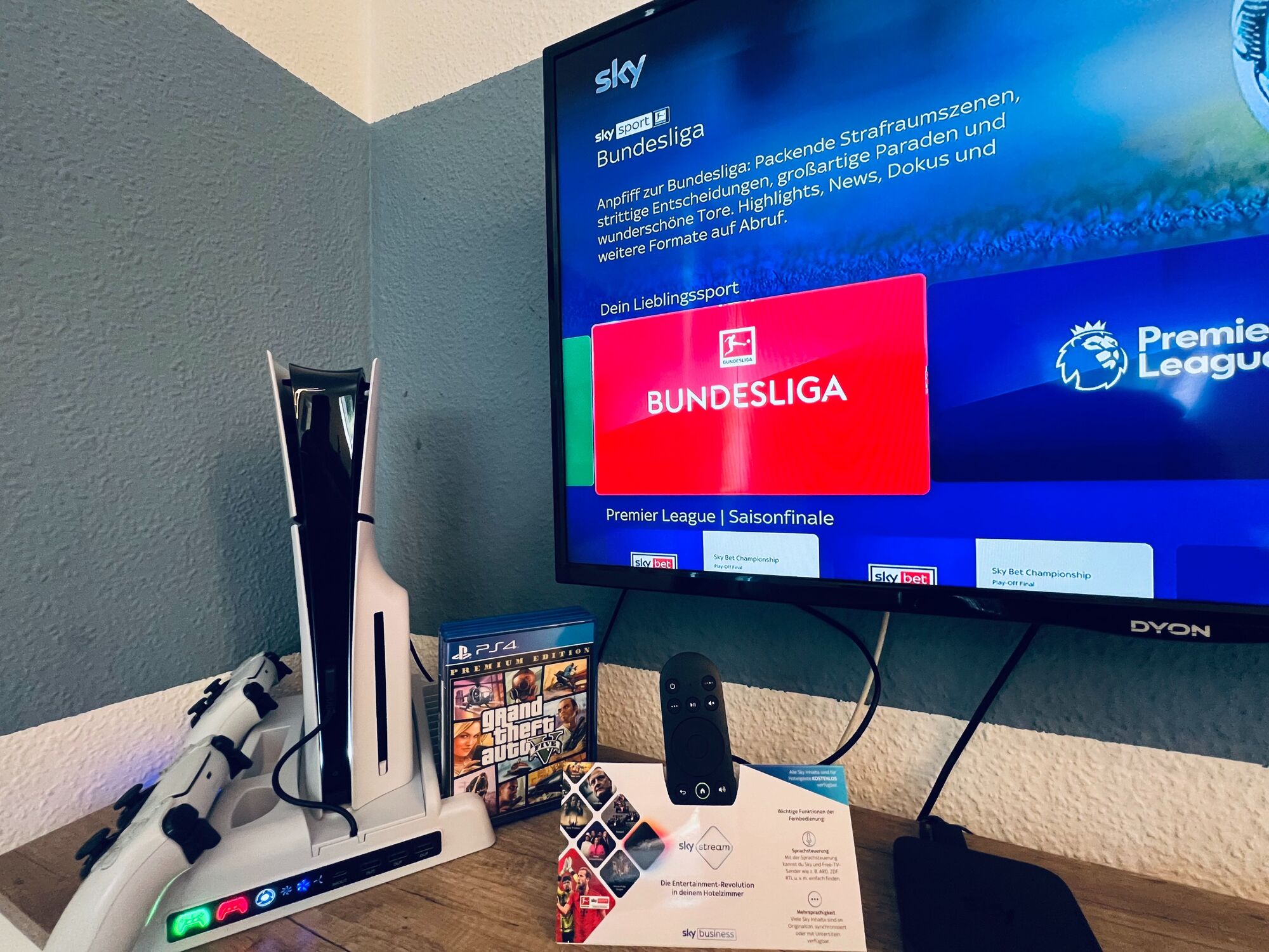 Enternainment mit PS5 , Bundesliga-TV von Sky, Gaming