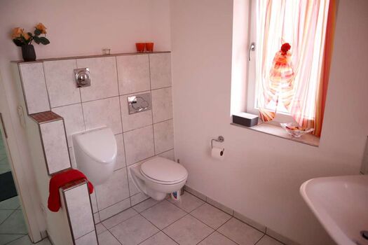 Großes Haus mit 10 Betten und 2 Badezimmer, Nahe A94, ruhig. Bild 3