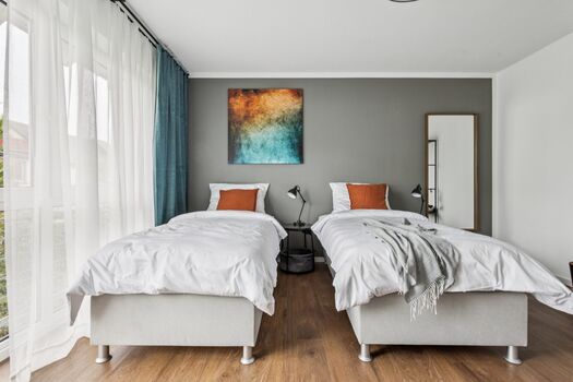 DIE HEGAU BLEIBE - charmantes Stadthaus, Parkplätze, Garten Bild 2