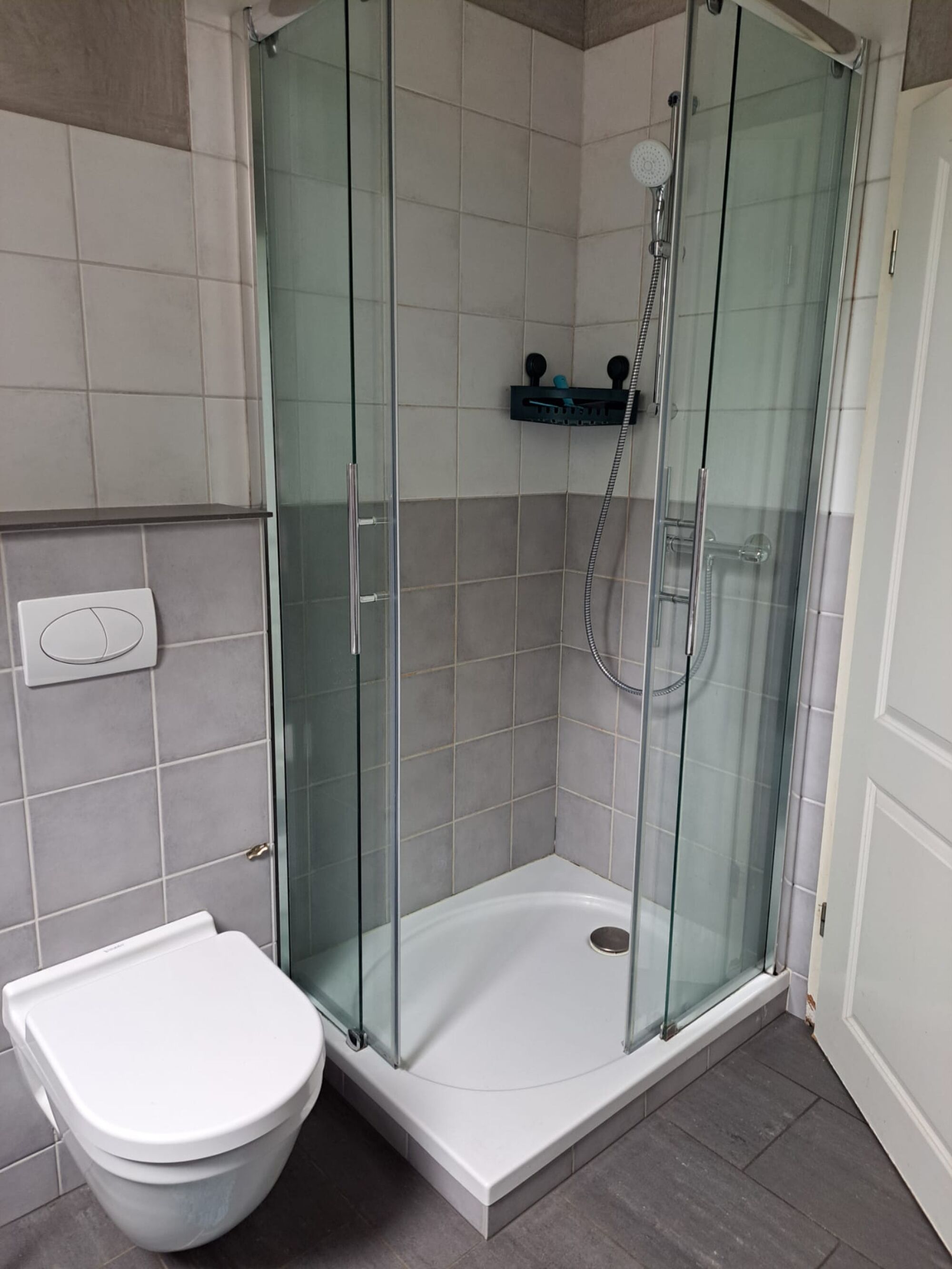 Badezimmer Apartment 1