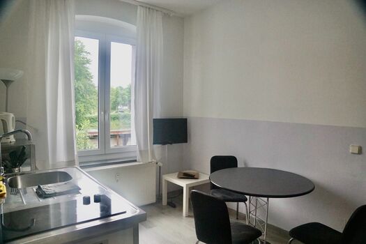 Modernes Studio-Apartment 37 m² Citynah in Mülheim Bild 3
