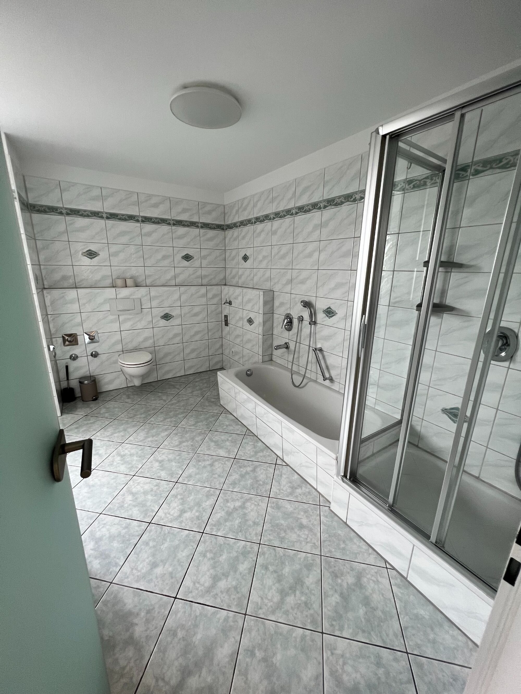 Badezimmer 2