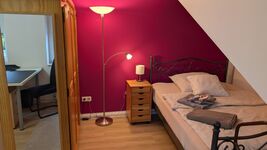 Großzügiges Gästezimmer Dormagen Nähe Bahnhof Bild 3