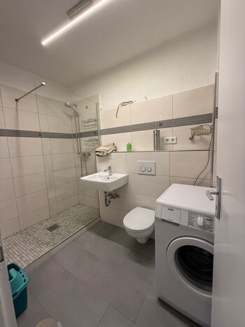 Moderne Monteruswohnung in Monheim Bild 3