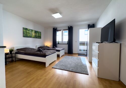 Happy Suites - Schöne, moderne Wohnung, Self-Check-in, W-Lan