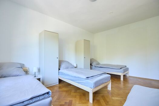 Haus Goldberg - Zentrales Wohnen in München mit Garten