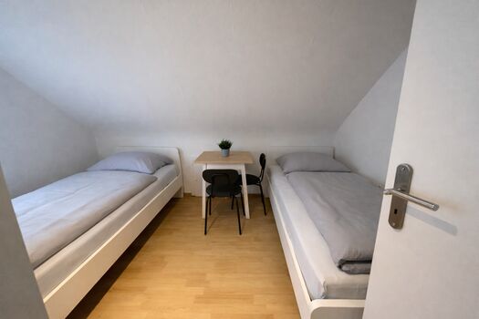 F&E // moderne Wohnung in Esslingen Bild 1
