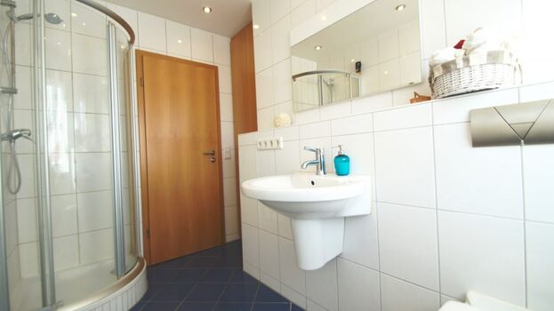 2. Badezimmer Dusche WC 1.OG