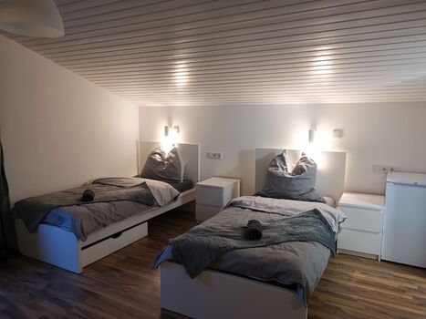 In der Natur EZ/DZ mit eigenem Bad/WC/Küche Bild 3